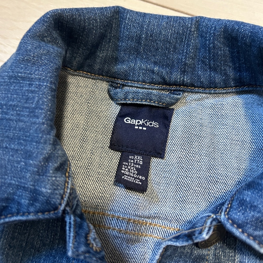 Gap Denim Jean Jacket - Picture 3 of 5